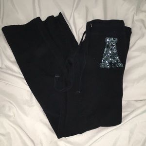 black sweatpants